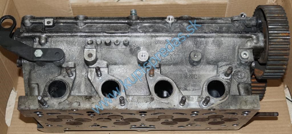 Hlava motora VW / Audi 2.0 TDI 16V 140k  